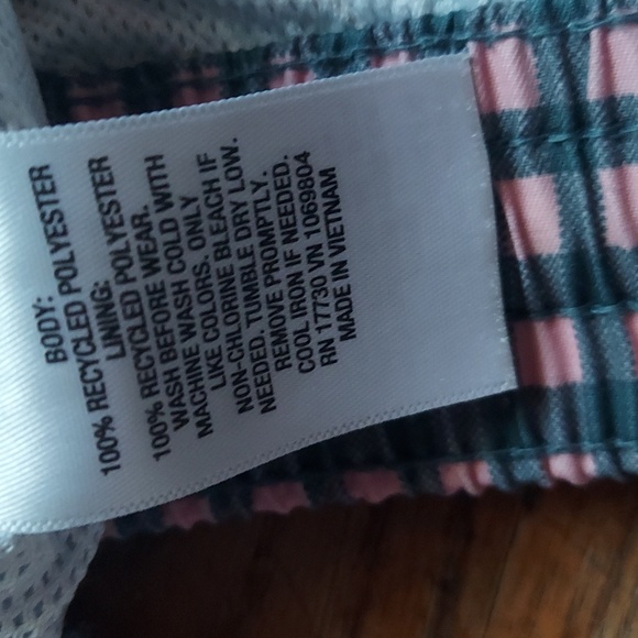 9 for $10 M&M Swimtrunks - Picture 10 of 10